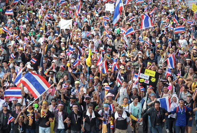 Biểu tình phản đối Chính phủ tại Bangkok ngày 25/11. (Nguồn: AFP/ TTXVN)